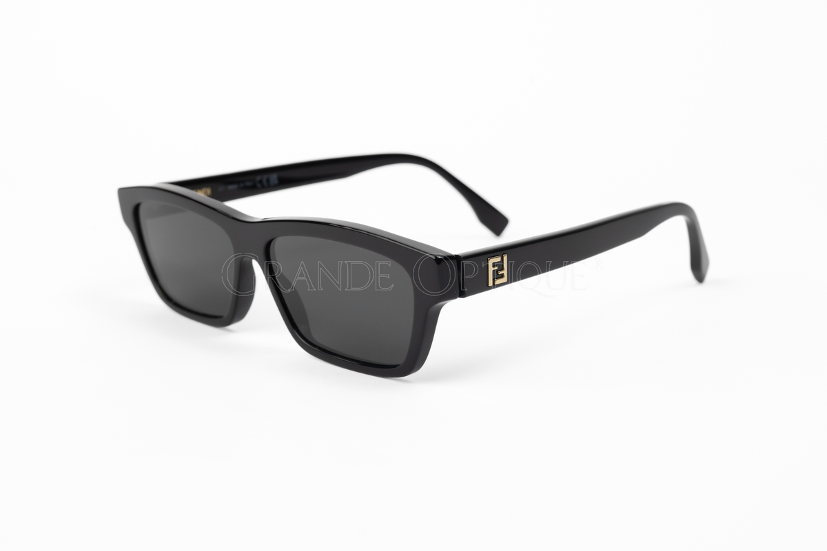 Ochelari de soare FENDI FE40199I 01A
